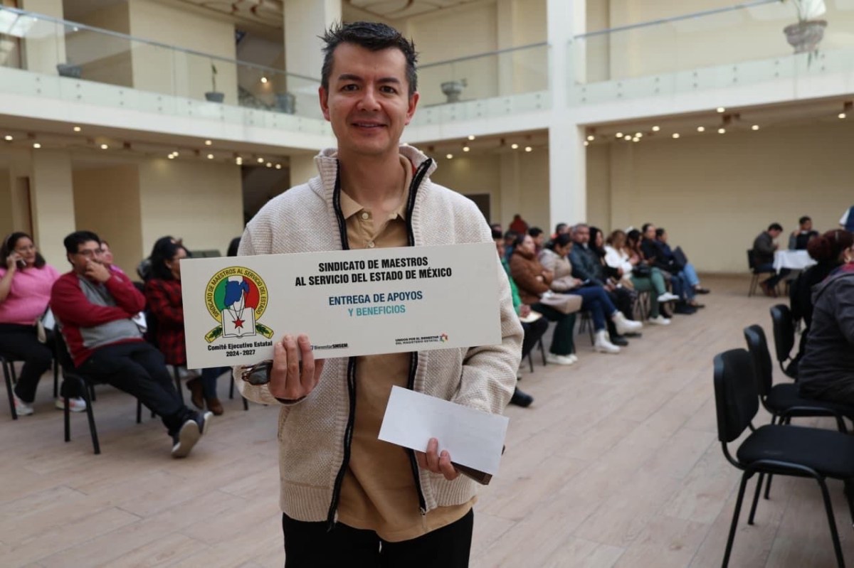 SMSEM DISPERSA MÁS DE 13 MILLONES DE PESOS EN CRÉDITOS FAJAM PARA DOCENTES